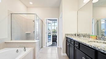 Spacious Home w/ Private Pool, Near Disney