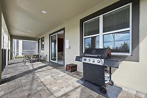 Spacious Retreat With Pool, Spa & Themed Rooms