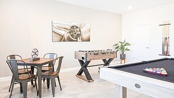 Storey Lake Resort 8br Cozy Home With Private Theater, Pool And Spa 28