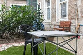 Central 3BR shared Apt. Near Rennweg