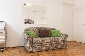 Central 3BR shared Apt. Near Rennweg