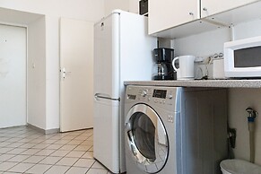 Central 3BR shared Apt. Near Rennweg