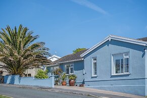 Town Heights - 3 Bedroom Holiday Home - Tenby