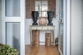 Town Heights - 3 Bedroom Holiday Home - Tenby