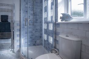 Town Heights - 3 Bedroom Holiday Home - Tenby