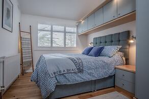 Town Heights - 3 Bedroom Holiday Home - Tenby