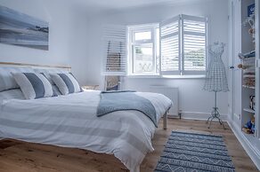 Town Heights - 3 Bedroom Holiday Home - Tenby