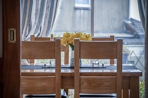 Town Heights - 3 Bedroom Holiday Home - Tenby