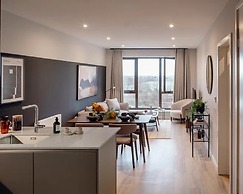 Luxurious 2bed Apartment in Greenford Quays