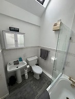 3 Floor 2 Bedroom House