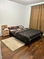 Queen room near Sheridan College