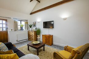 The Carriage House a Relaxing 1-bed Cottage in Ash