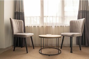 Last Point Suit Apart