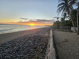 Sunset Surf Villa