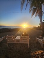 Sunset Surf Villa