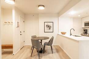 Cascade Lodge 613 One-bedroom Unit