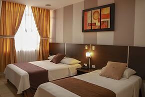 HOTEL GOLDEN VISTA
