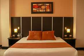 HOTEL GOLDEN VISTA