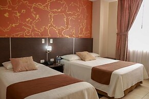 HOTEL GOLDEN VISTA
