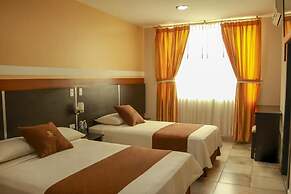 HOTEL GOLDEN VISTA