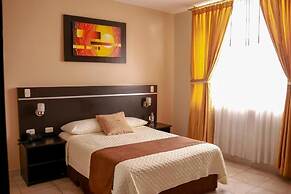HOTEL GOLDEN VISTA