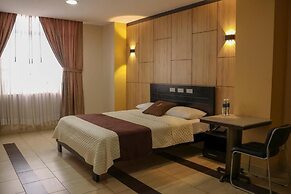 HOTEL GOLDEN VISTA