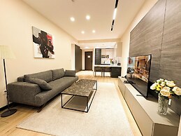 May Seven Service Apartment