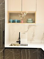 May Seven Service Apartment