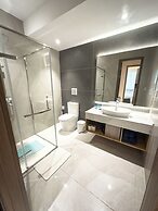 May Seven Service Apartment