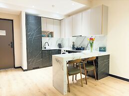 May Seven Service Apartment