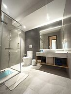 May Seven Service Apartment