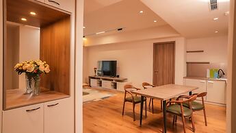 May Seven Service Apartment