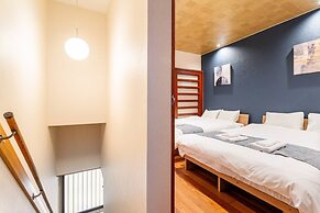 Nishi-Kujo Detached house