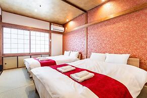 Nishi-Kujo Detached house