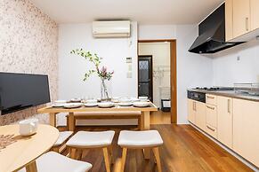 Nishi-Kujo Detached house