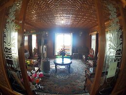 Goona palace houseboats