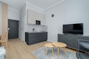 Stylish Grey Studio in Poznan by Renters