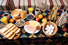 Easy Trip Desert Camp