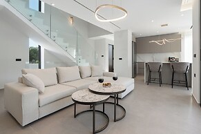 Kymothoe Elite Villas