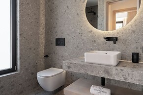 Kymothoe Elite Villas