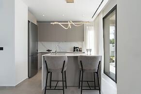 Kymothoe Elite Villas