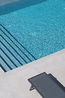 Kymothoe Elite Villas