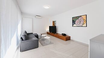 New Central Plaza Apartment 3