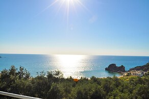 Pool Apartments With Panoramic Pelekas Beach View