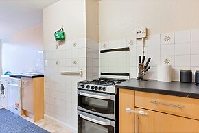Kensington 3 Bedroom Flat Close2subway