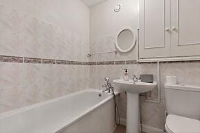 Kensington 3 Bedroom Flat Close2subway