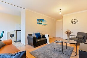 Kensington 3 Bedroom Flat Close2subway