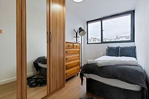 Kensington 3 Bedroom Flat Close2subway