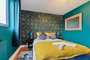 Kensington 3 Bedroom Flat Close2subway