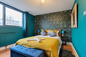 Kensington 3 Bedroom Flat Close2subway